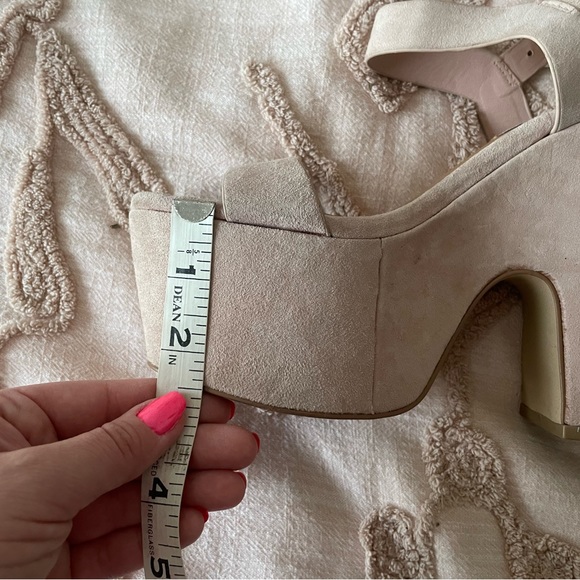RARE Steve Madden Advice Suede Platform Sandal In Blush Size 7 - Picture 10 of 16